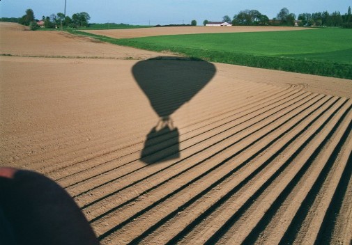 Nice balloon overfly over Brabant wallon Pictures and movies from our hot air balloons